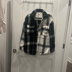 Plaid oversized shacket jacket small